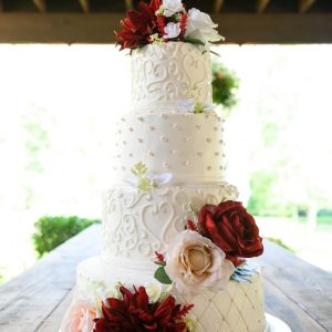 Tahnee & Greg - Point Clare - Wedding cake by Sunshine Bakery